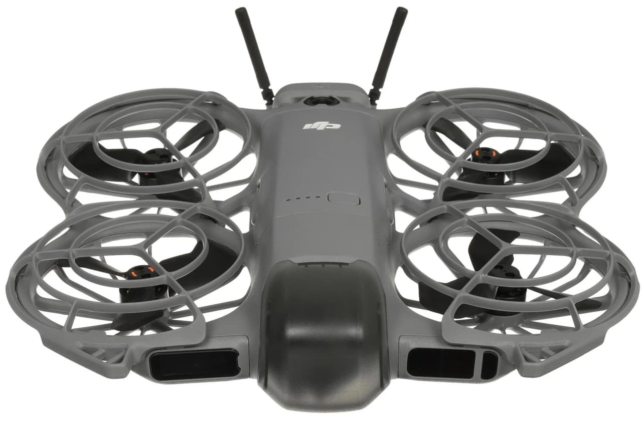 Квадрокоптер DJI Neo 2 Motion Fly More Combo, серый